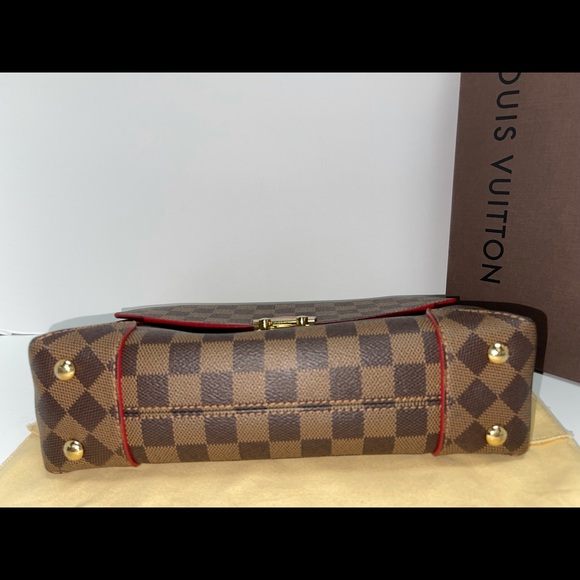 Louis Vuitton
Damier Caissa Clutch ❌Sold❌Sold❌ - Picture 6 of 9